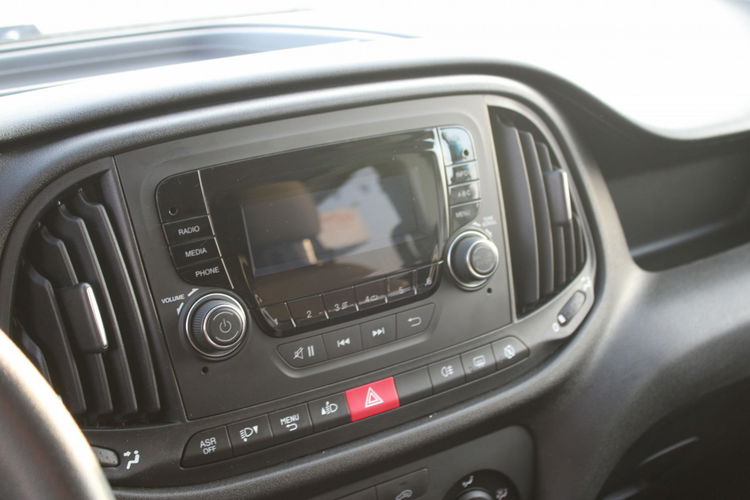 Fiat Doblo Dynamic L2 105HP F-vat HAK SalonPL Gwarancja zdjęcie 21