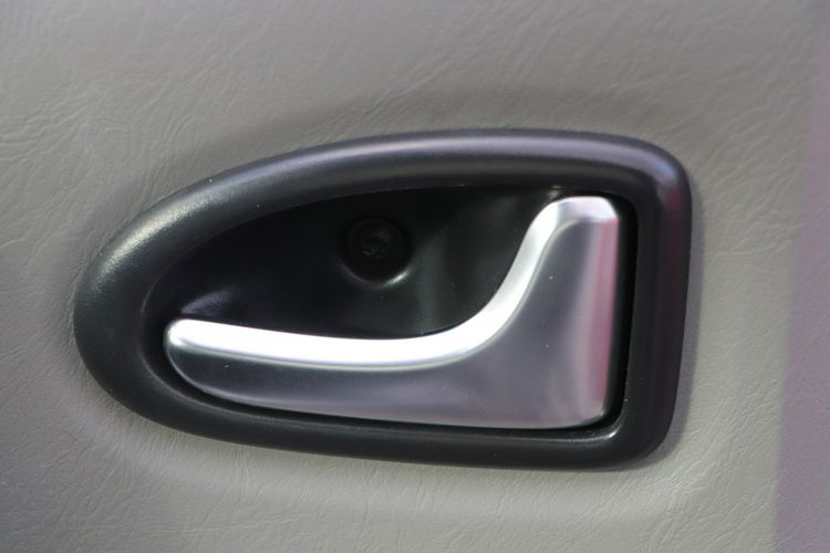 Opel Vivaro 1-właściciel, serwis, 6-bieg.9-osobowy, zarejestr. zdjęcie 21