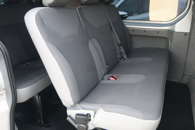Opel Vivaro 1-właściciel, serwis, 6-bieg.9-osobowy, zarejestr. zdjęcie 25