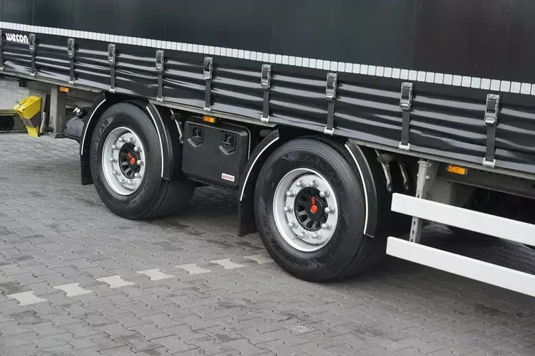 Scania R 410 / LNG / ACC / EURO 6 / ZESTAW PRZEJAZDOWY 120 M3 / RETARDER zdjęcie 31