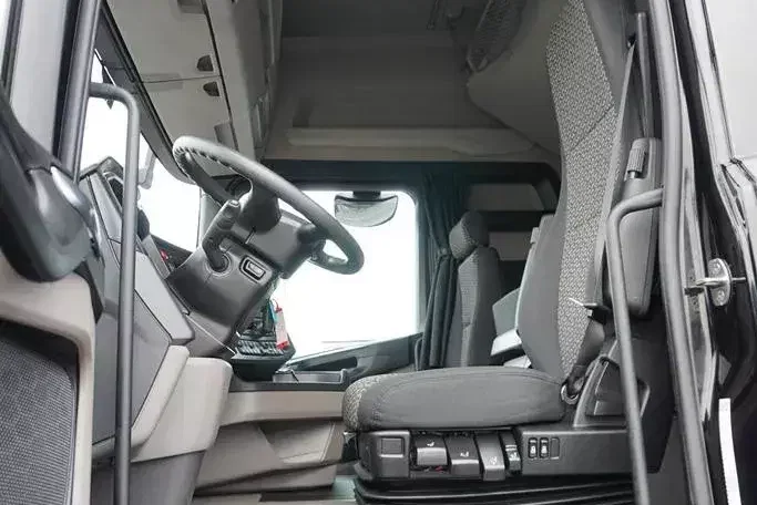 Scania R 410 / LNG / ACC / EURO 6 / ZESTAW PRZEJAZDOWY 120 M3 / RETARDER zdjęcie 7