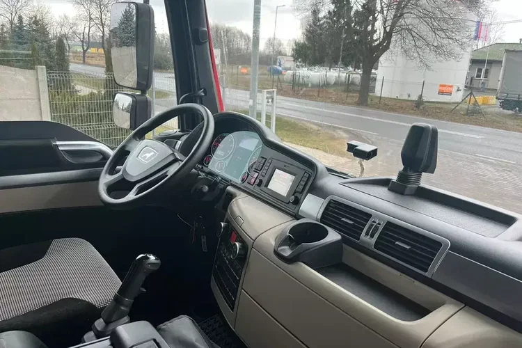 MAN TGM 15.250 zdjęcie 10