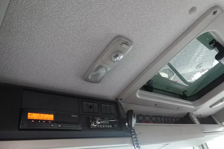 DAF CF 370 / 6x2 / HAKOWIEC / EURO 6 / MANUAL / zdjęcie 27