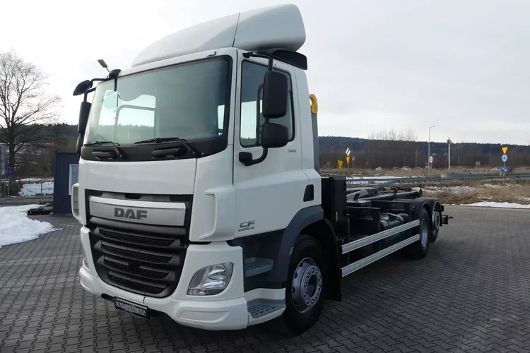 DAF CF 370 / 6x2 / HAKOWIEC / EURO 6 / MANUAL / zdjęcie 6