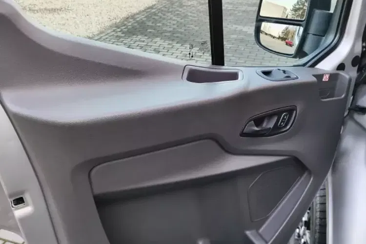 Ford Transit zdjęcie 33