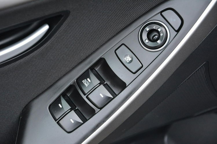 Hyundai i30 Duża Navi Kamera Ledy 2xParktronic 1-Ręce Oryginał do końca serwis zdjęcie 27