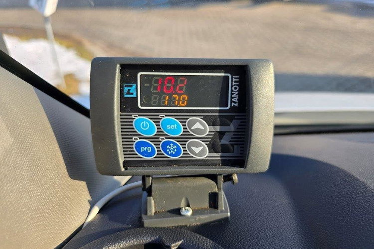 RENAULT MASTER chłodnia zdjęcie 9