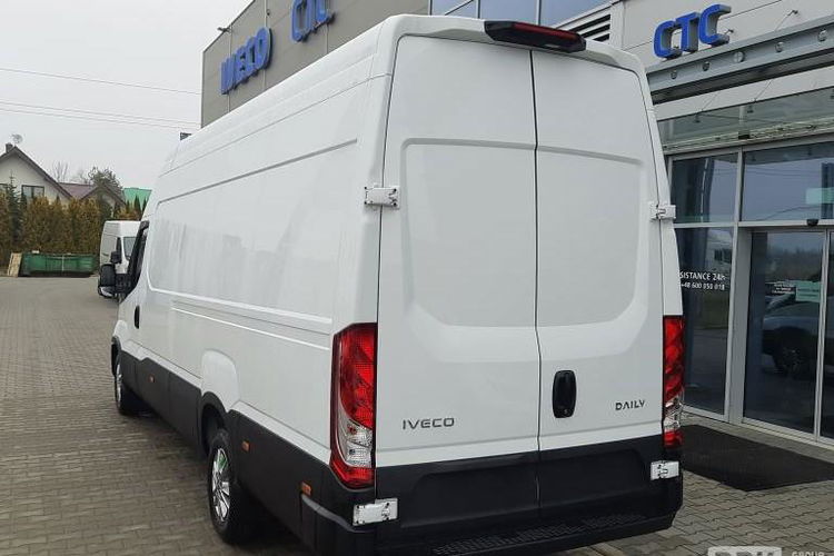 IVECO Daily 35S18H V zdjęcie 7