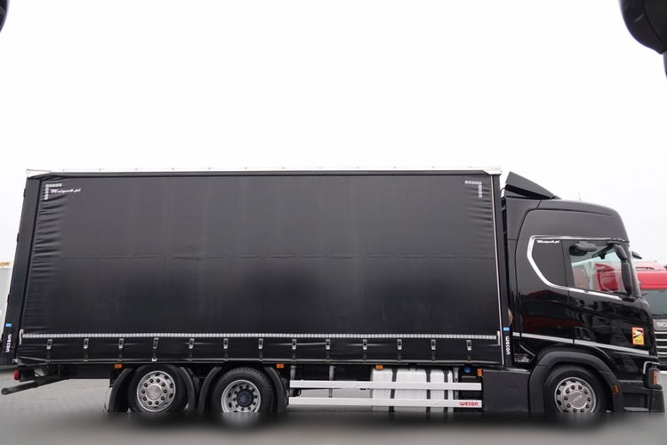 Scania R 410 / 6x2 / FIRANKA - 7.8 m / SOLÓWKA / PODNOSZONY DACH / PO KONTRAKCIE SERWISOWYM  zdjęcie 17