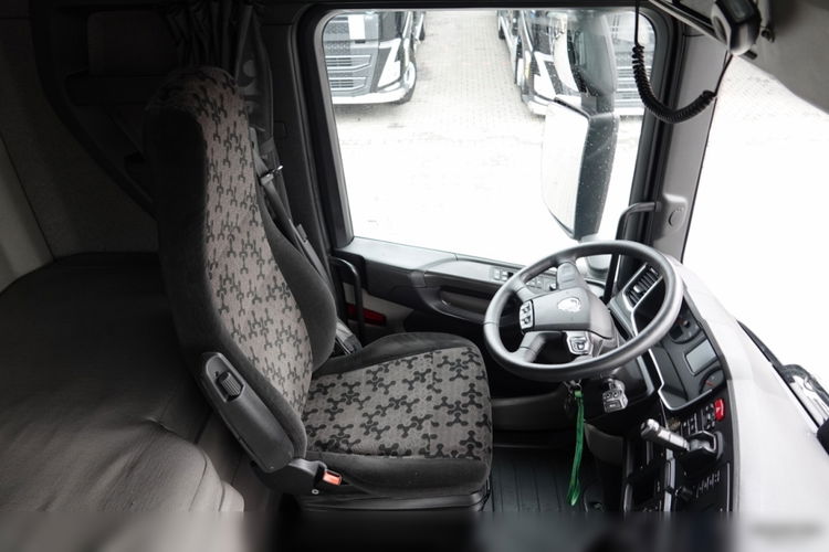 Scania R 410 / 6x2 / FIRANKA - 7.8 m / SOLÓWKA / PODNOSZONY DACH / PO KONTRAKCIE SERWISOWYM  zdjęcie 38