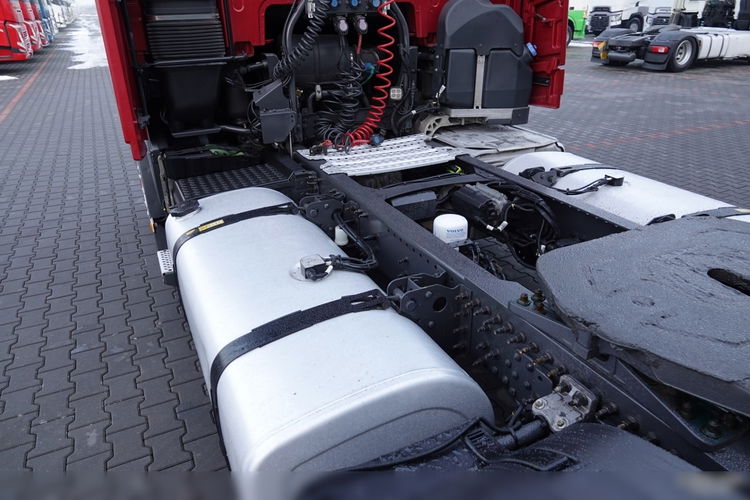 Volvo FH 500 / LOWDECK / MEGA / KLIMA POSTOJOWA / TV / PO KONTRAKCIE SERWISOWYM  zdjęcie 14