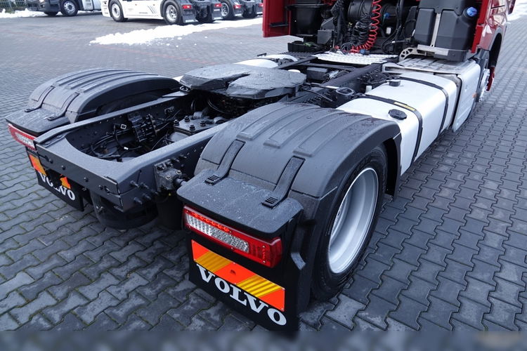 Volvo FH 500 / LOWDECK / MEGA / KLIMA POSTOJOWA / TV / PO KONTRAKCIE SERWISOWYM  zdjęcie 16
