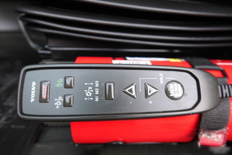 Volvo FH 500 / LOWDECK / MEGA / KLIMA POSTOJOWA / TV / PO KONTRAKCIE SERWISOWYM  zdjęcie 24