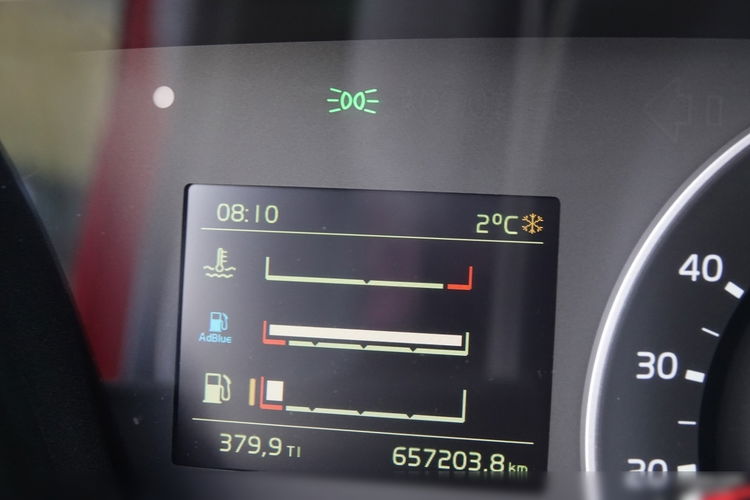 Volvo FH 500 / LOWDECK / MEGA / KLIMA POSTOJOWA / TV / PO KONTRAKCIE SERWISOWYM  zdjęcie 40