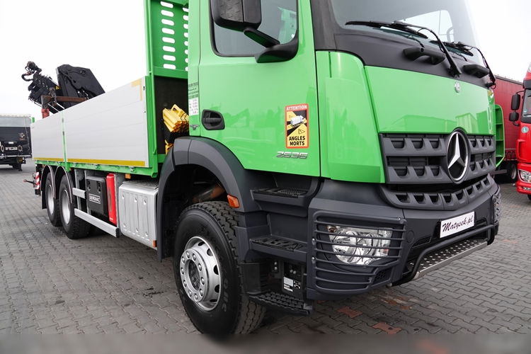 Mercedes AROCS 2636 / 6x4 / SKRZYNIOWY- 6, 5 M / + HDS HIAB 4x wysów: 13 m / EURO 6 / STEROWANIE RADIOWE /OPONY 100 %  zdjęcie 18