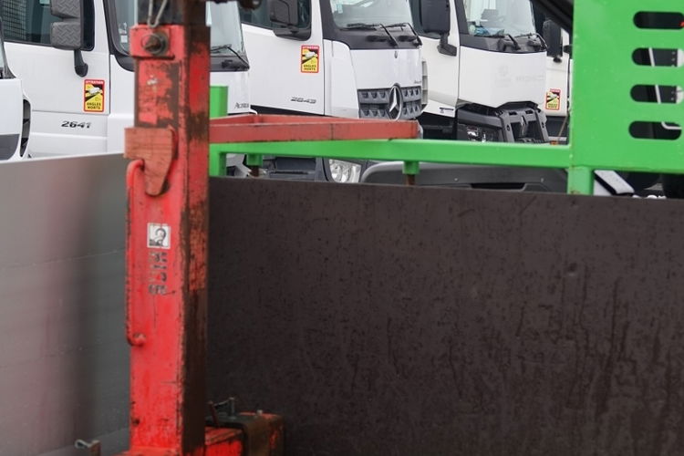 Mercedes AROCS 2636 / 6x4 / SKRZYNIOWY- 6, 5 M / + HDS HIAB 4x wysów: 13 m / EURO 6 / STEROWANIE RADIOWE /OPONY 100 %  zdjęcie 28
