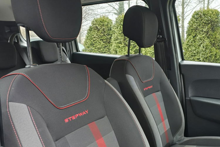 Dacia Lodgy 1.3 TCE 130KM STEPWAY / Bezwypadkowa / Serwisowana zdjęcie 10