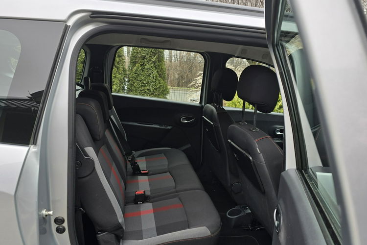 Dacia Lodgy 1.3 TCE 130KM STEPWAY / Bezwypadkowa / Serwisowana zdjęcie 17