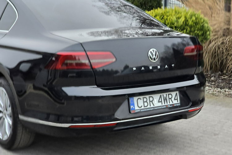 Volkswagen Passat 2.0 TDi 150KM Highline / Salon PL / Bezwypadkowy zdjęcie 11