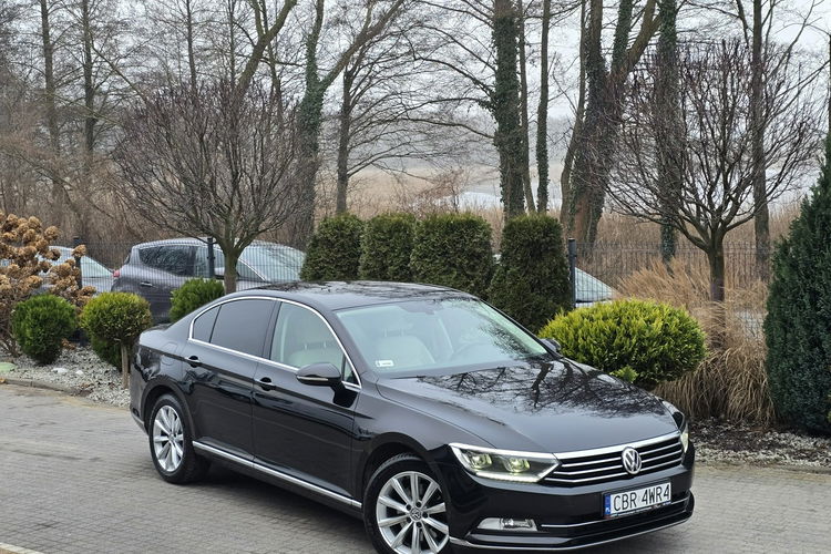 Volkswagen Passat 2.0 TDi 150KM Highline / Salon PL / Bezwypadkowy zdjęcie 4