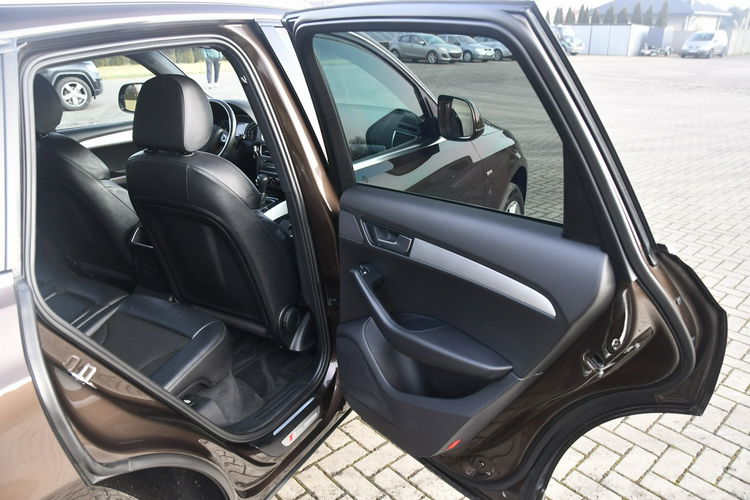Audi Q5 2.0tdi S-line,  Quattro,  Navi,  Pół-skóry,  Elkt.Klapa.Klimatr 2 str.GWARANCJ zdjęcie 24
