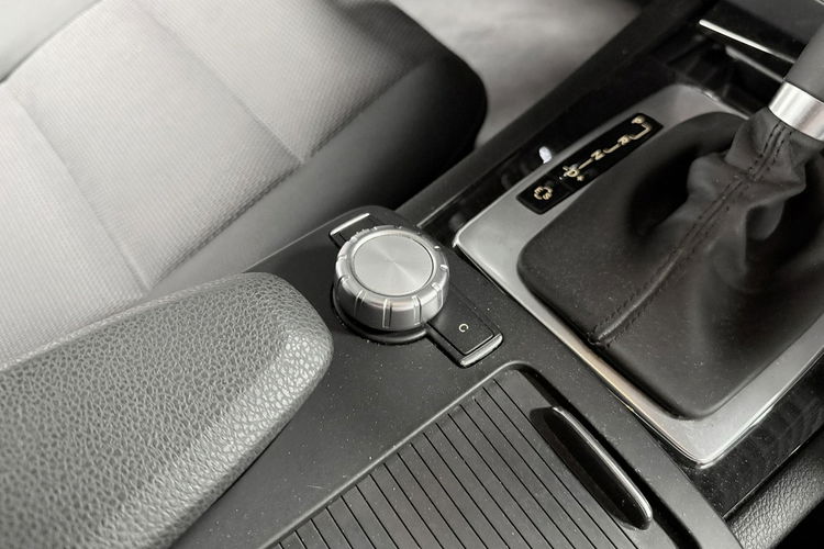 Mercedes C 200 2.2D 136KM Automat Lifting Avantgarde Skóry Duża Navi BXenon Z NIEMIEC zdjęcie 20