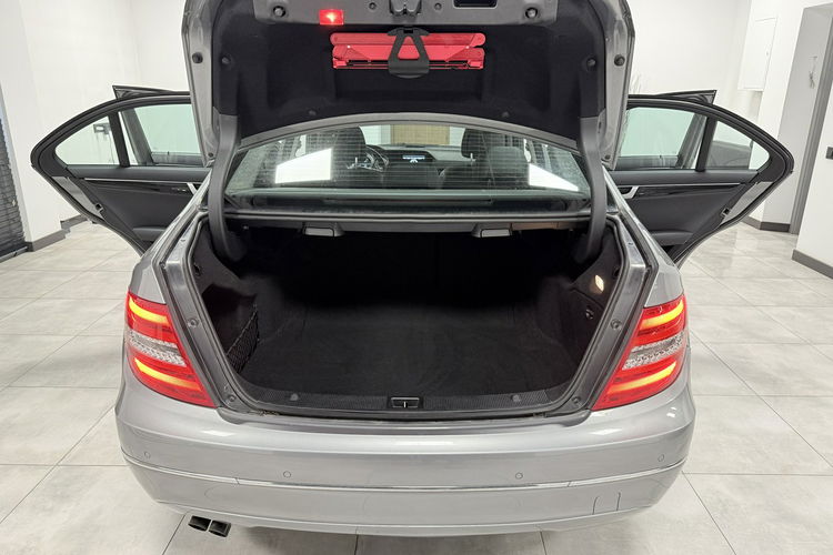 Mercedes C 200 2.2D 136KM Automat Lifting Avantgarde Skóry Duża Navi BXenon Z NIEMIEC zdjęcie 34