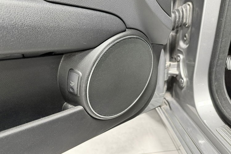 Mercedes C 200 2.2D 136KM Automat Lifting Avantgarde Skóry Duża Navi BXenon Z NIEMIEC zdjęcie 35