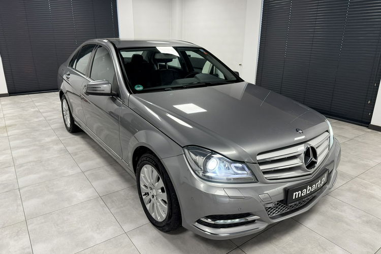 Mercedes C 200 2.2D 136KM Automat Lifting Avantgarde Skóry Duża Navi BXenon Z NIEMIEC zdjęcie 5