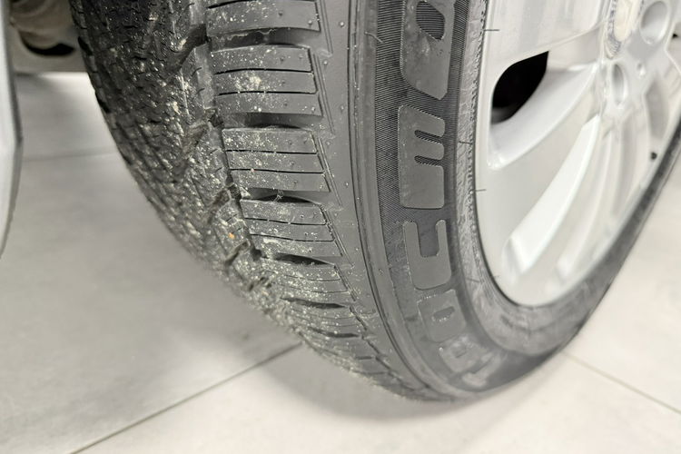 Mercedes C 200 2.2D 136KM Automat Lifting Avantgarde Skóry Duża Navi BXenon Z NIEMIEC zdjęcie 9