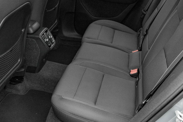 Volvo XC 40 WD7670S#T3 Momentum Pro K.cof Cz.park LED NAVI Salon PL VAT23% zdjęcie 25