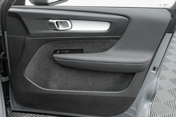 Volvo XC 40 WD7670S#T3 Momentum Pro K.cof Cz.park LED NAVI Salon PL VAT23% zdjęcie 31