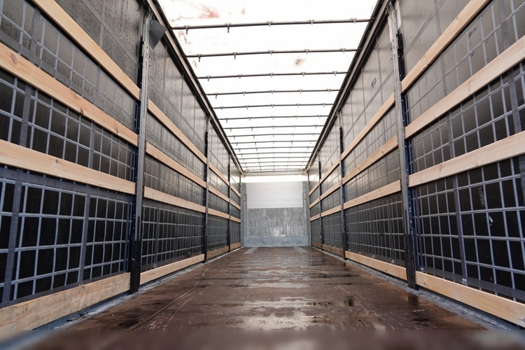 Schmitz -CARGOBULL / FIRANKA / STANDARD /  2 OSIE  PODNOSZONE / KOSZ NA PALETY / 2018 ROK / PLANDEKA ZBROJONA zdjęcie 15