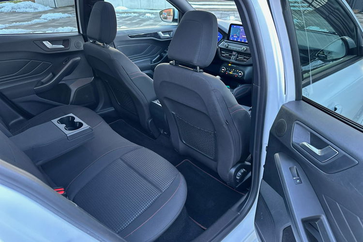 Focus Ford Focus ST-Line Faktura VAT 23% zdjęcie 10