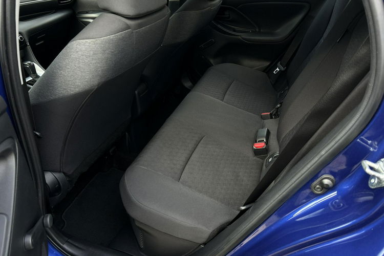 Toyota Yaris 1.5 HSD 116KM COMFORT, salon Polska, gwarancja, FV23% zdjęcie 11