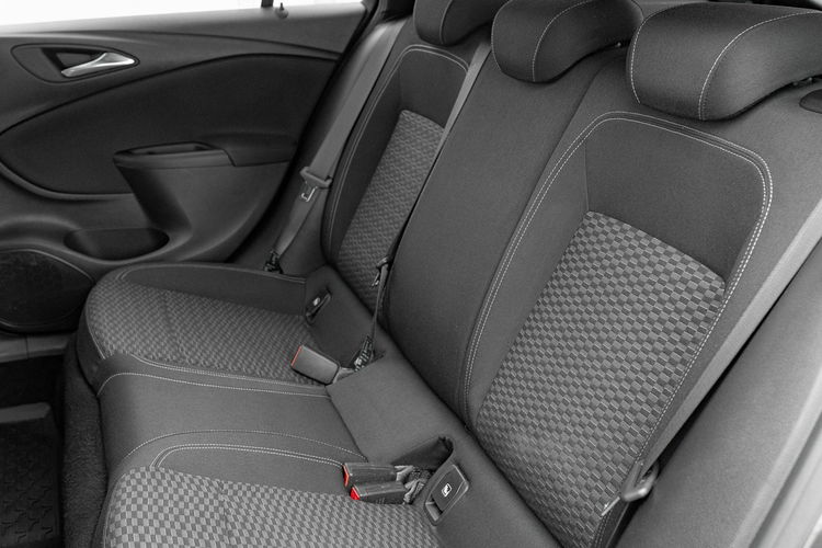 Opel Astra C3FIRE4#1.6 CDTI Dynamic K.cof NAVI 2 stref klima LED Salon PL VAT23% zdjęcie 29