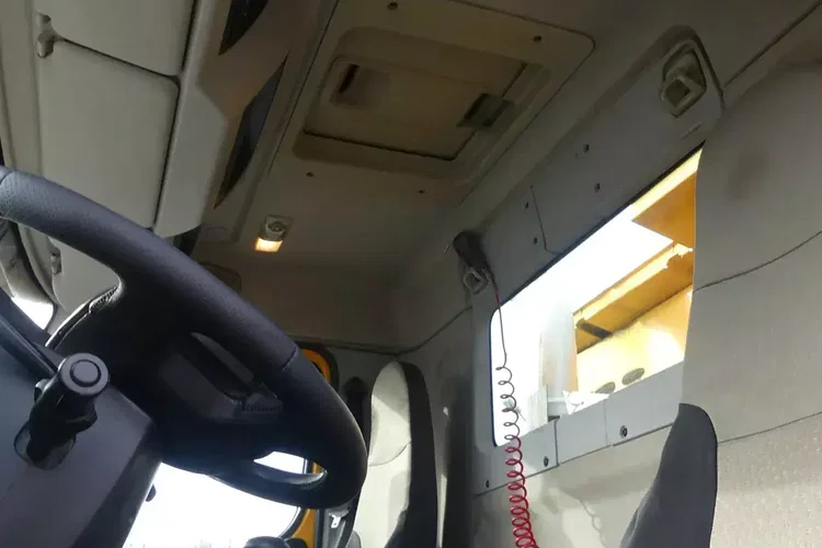 Renault KERAX 450DXI / 6x4 / WYWROTKA / HYDROBURTA / MANUAL / RETARDER / zdjęcie 24