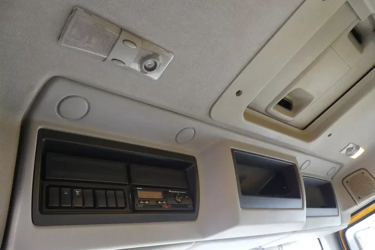 Renault KERAX 450DXI / 6x4 / WYWROTKA / HYDROBURTA / MANUAL / RETARDER / zdjęcie 29