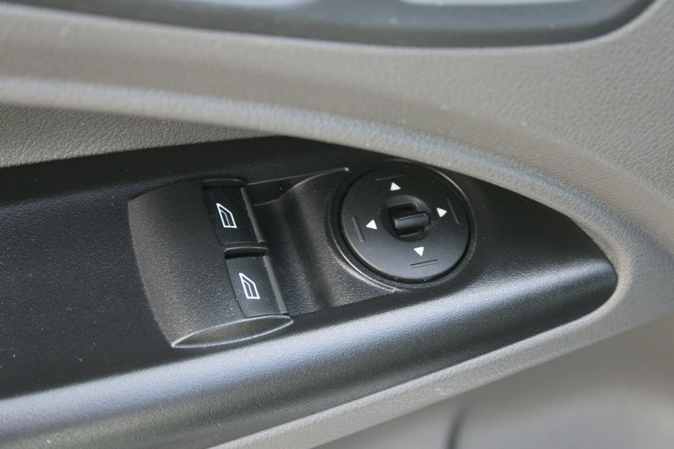 Ford Transit Connect salon PL gwarancja I-właściciel benzyna blaszak F-vat zdjęcie 11