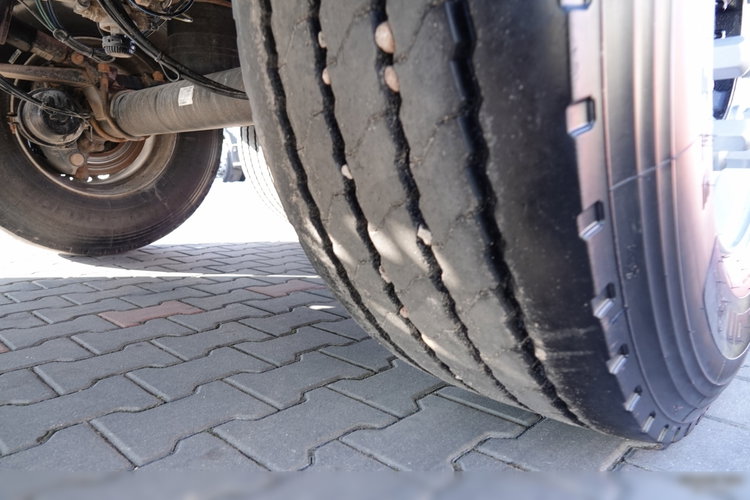 Schmitz   / WYWROTKA / 25 m3 / 2020 ROK / WAGA: 5500 KG / OŚ PODNOSZONA zdjęcie 16