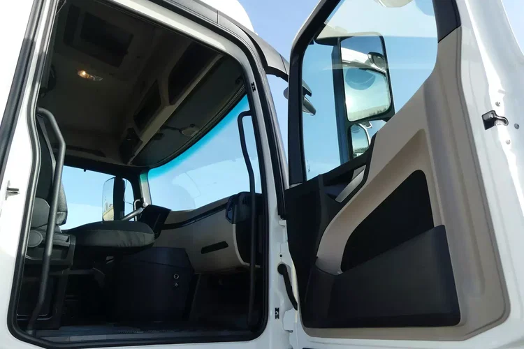 Mercedes ACTROS MP4 1836 / BDF / AUTOMAT / zdjęcie 20