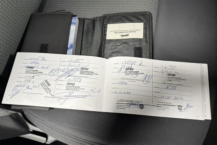 Jeep Patriot 2.4 170KM 4x4 Limited Edition BOSTON Audio Klimatronic Alu 18 zdjęcie 38