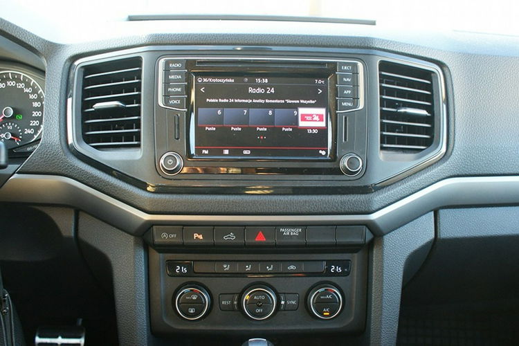 Volkswagen Amarok zdjęcie 22