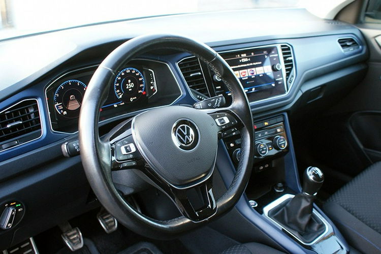 Volkswagen T-Roc zdjęcie 11
