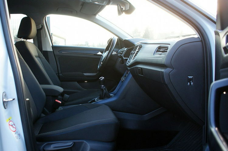 Volkswagen T-Roc zdjęcie 12