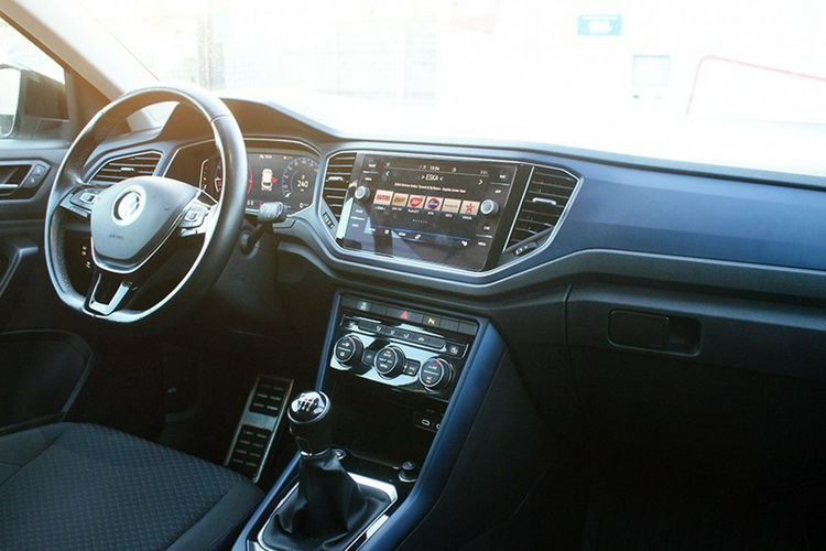Volkswagen T-Roc zdjęcie 14