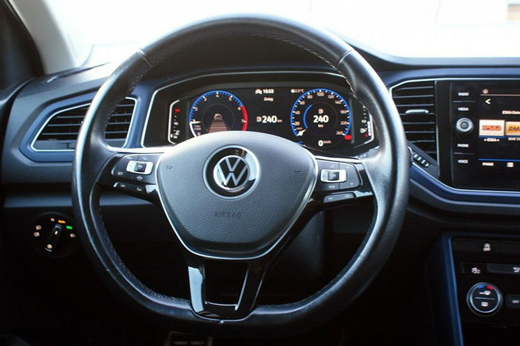Volkswagen T-Roc zdjęcie 18