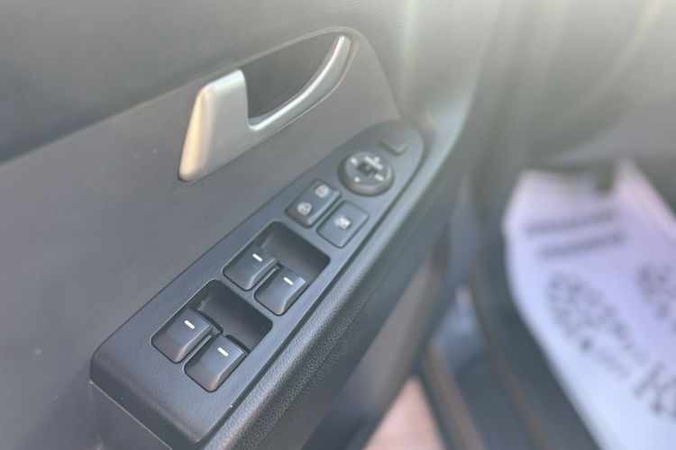 Kia Sportage Gwarancja, Stan Bardzo Dobry zdjęcie 10