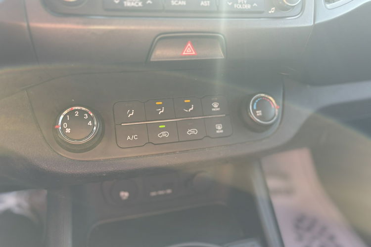 Kia Sportage Gwarancja, Stan Bardzo Dobry zdjęcie 15