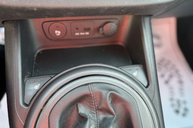 Kia Sportage Gwarancja, Stan Bardzo Dobry zdjęcie 16